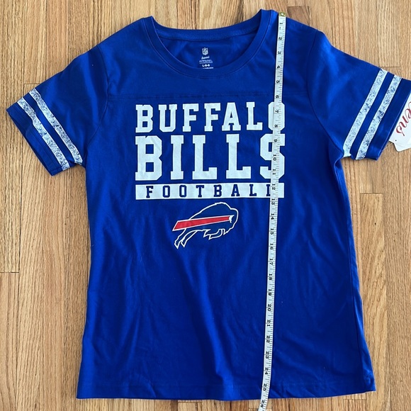 NWT Buffalo bills NFL short sleeve tshirt - Picture 9 of 10